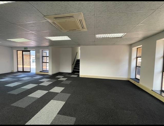 277M² OFFICE TO LET IN HURLINGHAM
